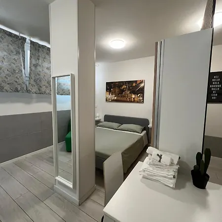Ferienwohnung White Roses- Free Park Mazzini Sant'Orsola Bologna Exterior foto